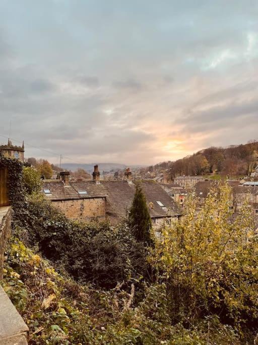 Brook Cottage โฮล์มเฟิร์ธ ภายนอก รูปภาพ