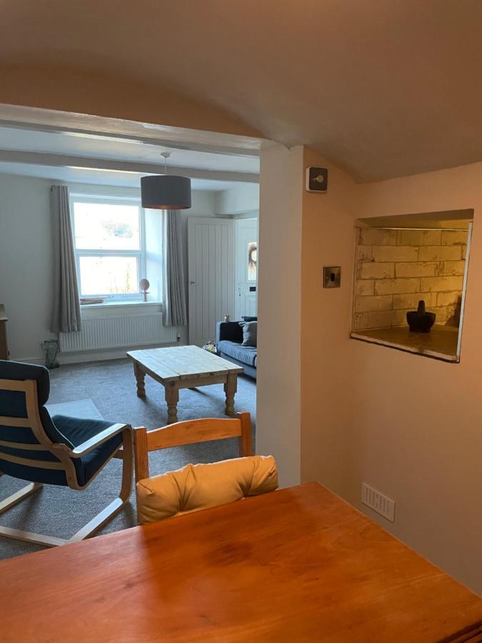 Brook Cottage โฮล์มเฟิร์ธ ภายนอก รูปภาพ